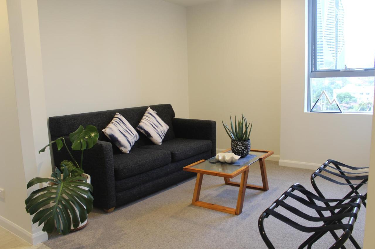 Serenity Surfers Paradise Gold Coast Exterior photo